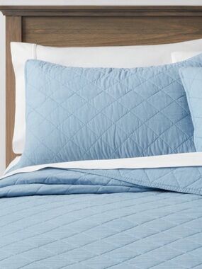 NEW Threshold Diamond Stitch Light Blue Cotton Linen Quilt Sham, King